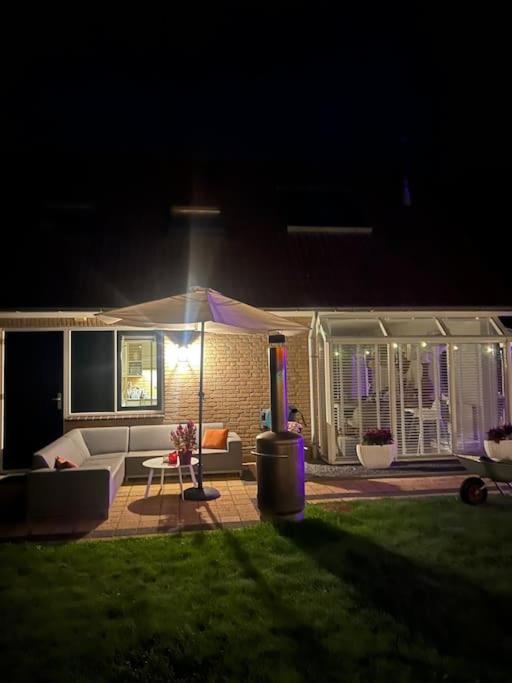 Villa June Rosy Wijchen Exteriör bild